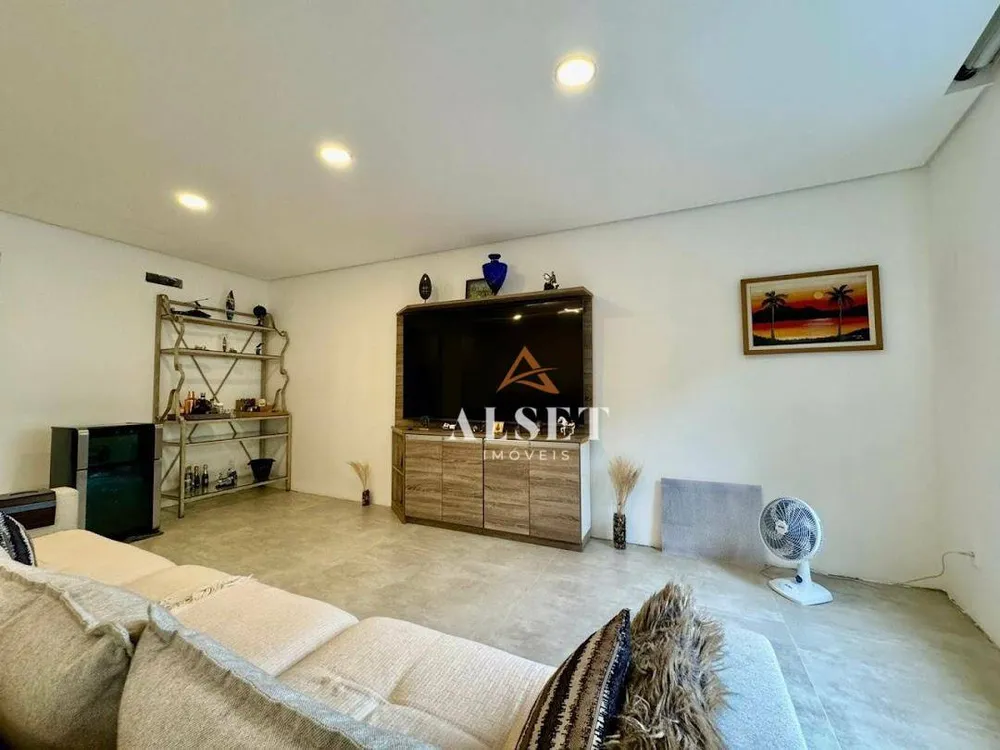 Sobrado, 2 quartos, 450 m² - Foto 2