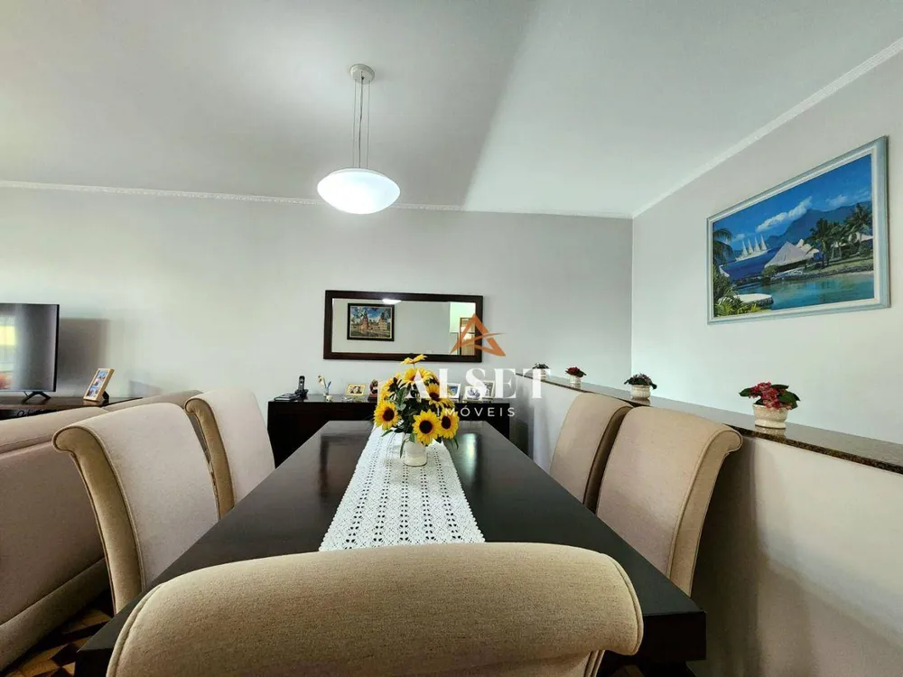 Casa, 3 quartos, 285 m² - Foto 2