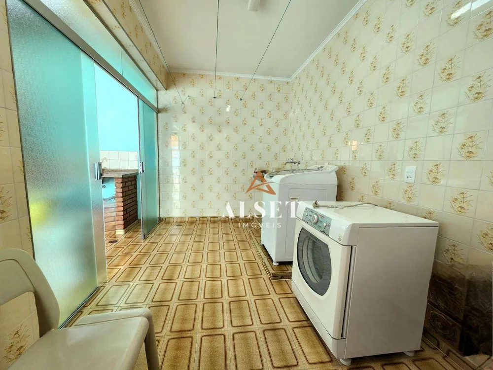 Casa, 3 quartos, 285 m² - Foto 16