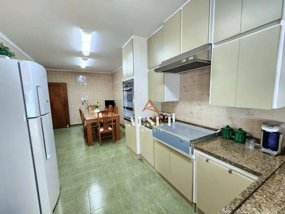 Casa, 3 quartos, 285 m² - Foto 8