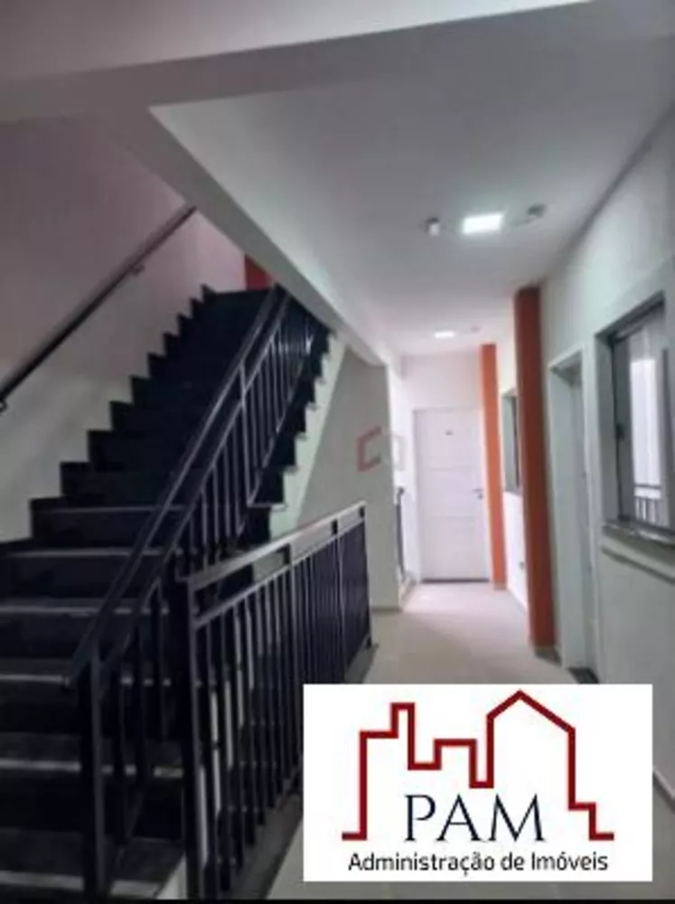 Apartamento à venda com 2 quartos, 35m² - Foto 2