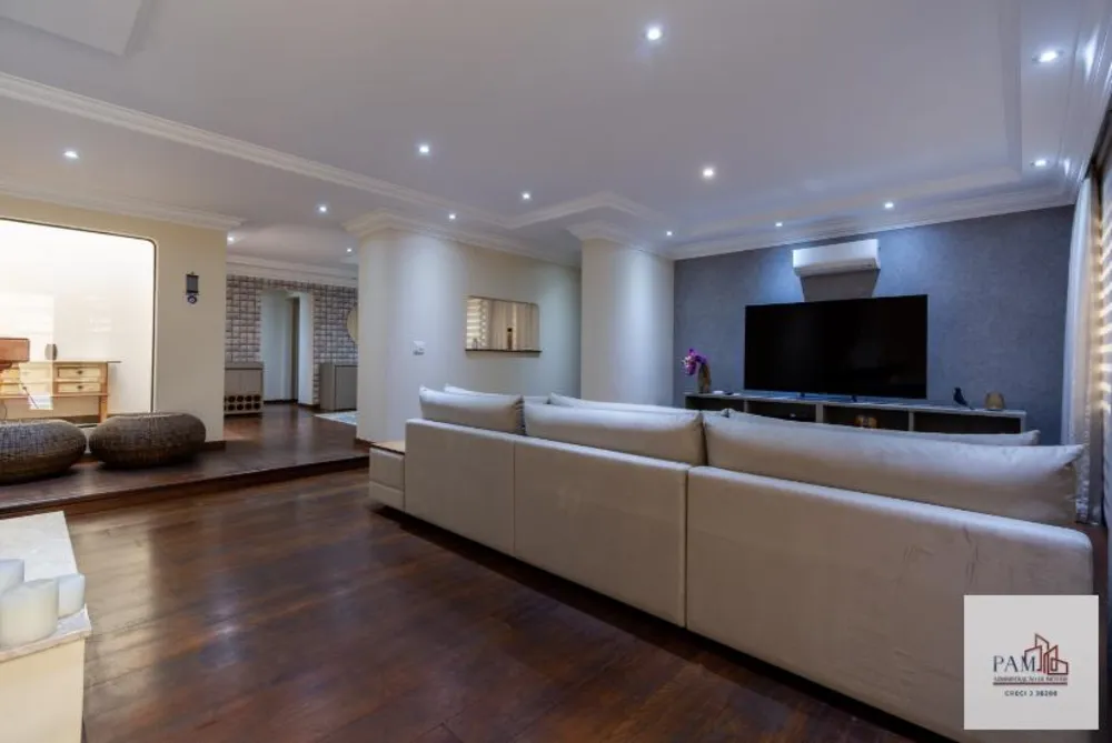 Sobrado, 3 quartos, 355 m² - Foto 1