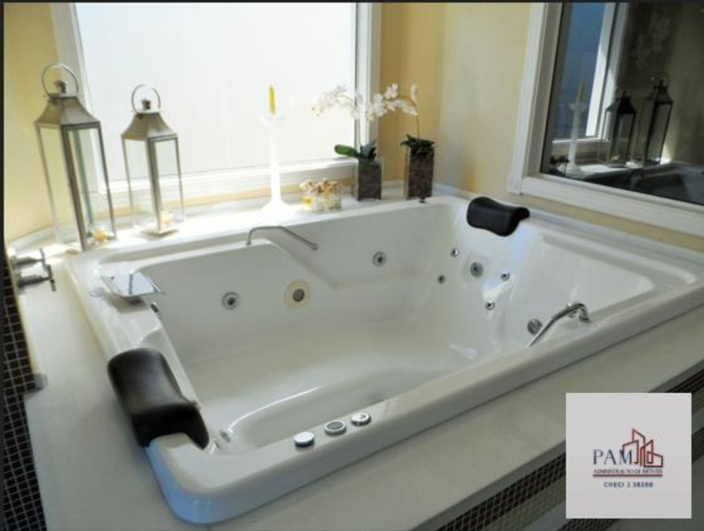 Casa à venda com 7 quartos, 650m² - Foto 33