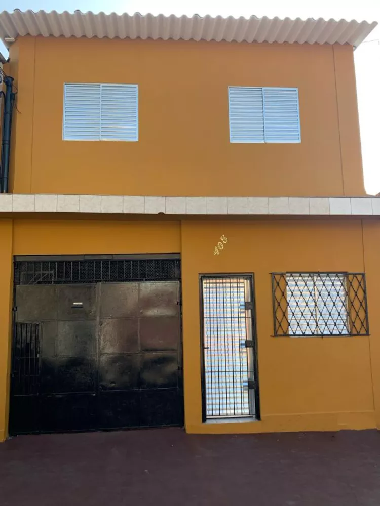 Sobrado à venda com 3 quartos, 125m² - Foto 1