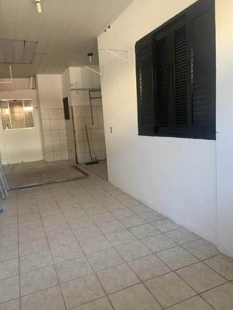 Sobrado à venda com 3 quartos, 125m² - Foto 2