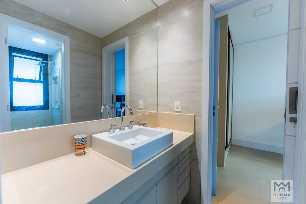 Apartamento, 3 quartos, 118 m² - Foto 1