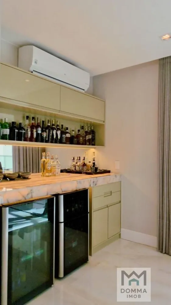 Apartamento, 4 quartos, 203 m² - Foto 1