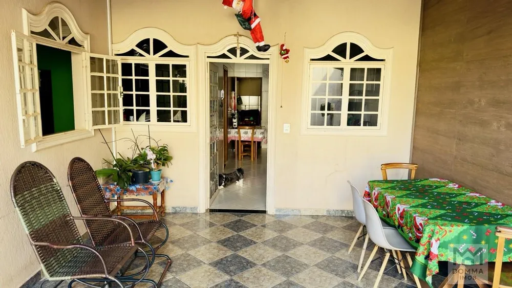 Casa, 5 quartos, 250 m² - Foto 2