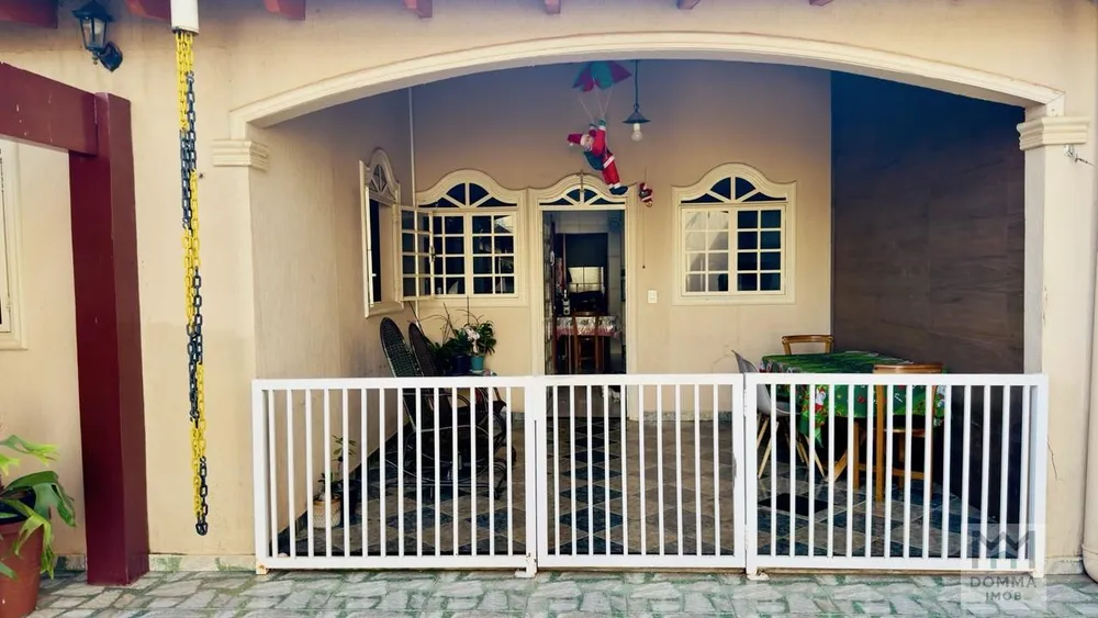 Casa, 5 quartos, 250 m² - Foto 3