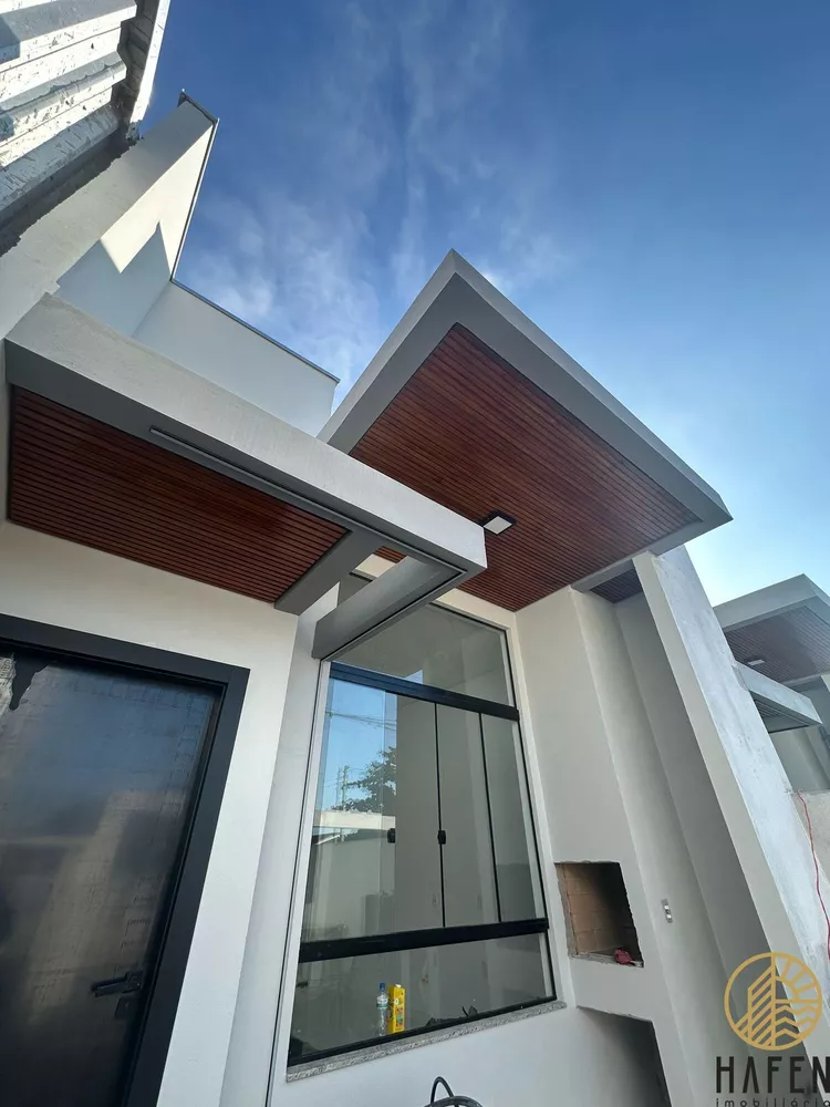 Casa, 3 quartos, 77 m² - Foto 1