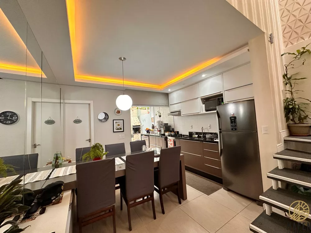 Sobrado, 2 quartos, 122 m² - Foto 2