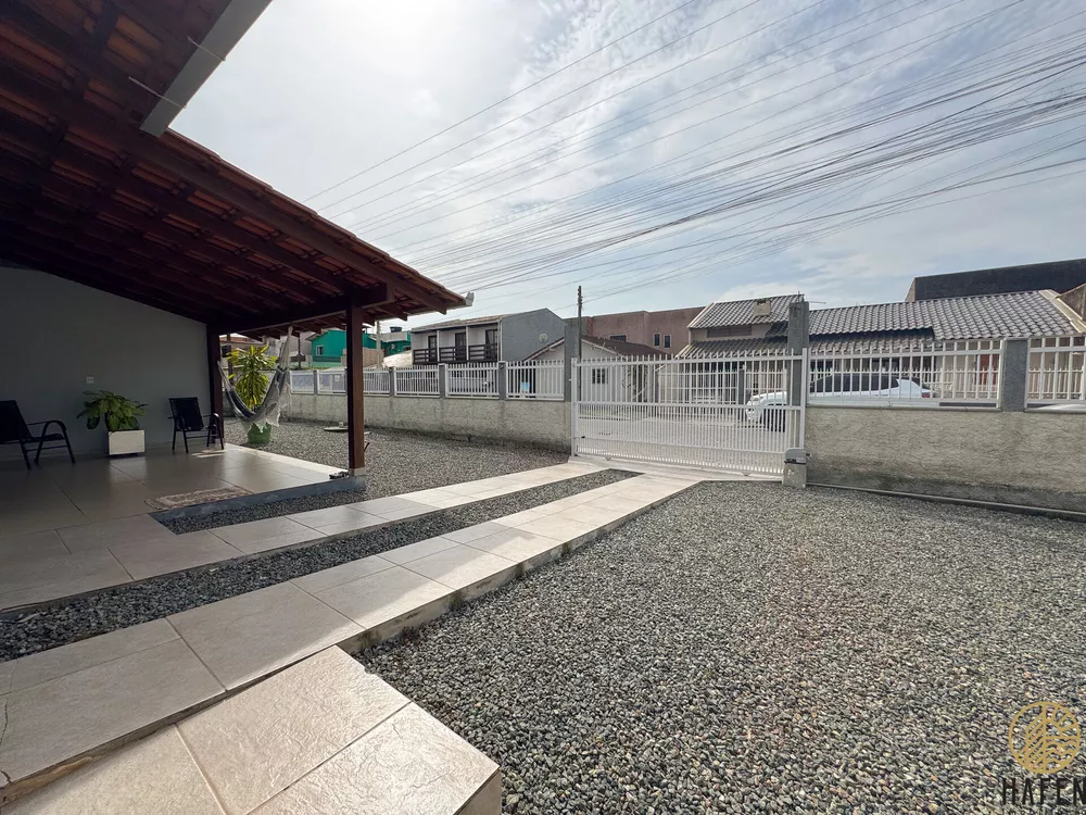 Casa, 4 quartos, 245 m² - Foto 1