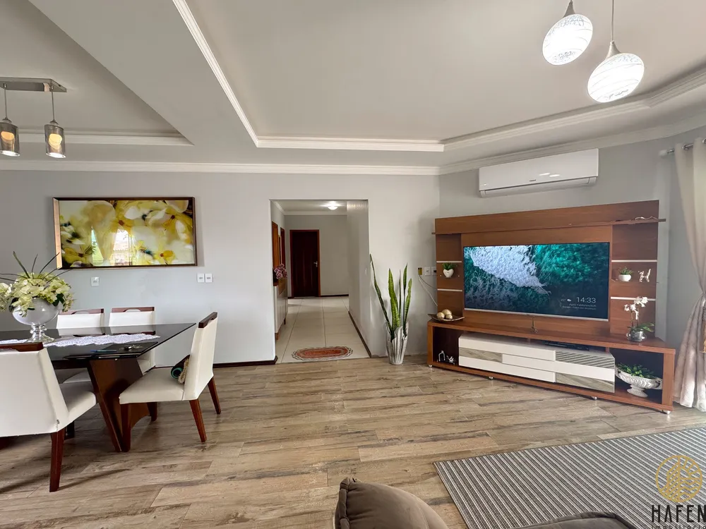 Casa, 4 quartos, 245 m² - Foto 10