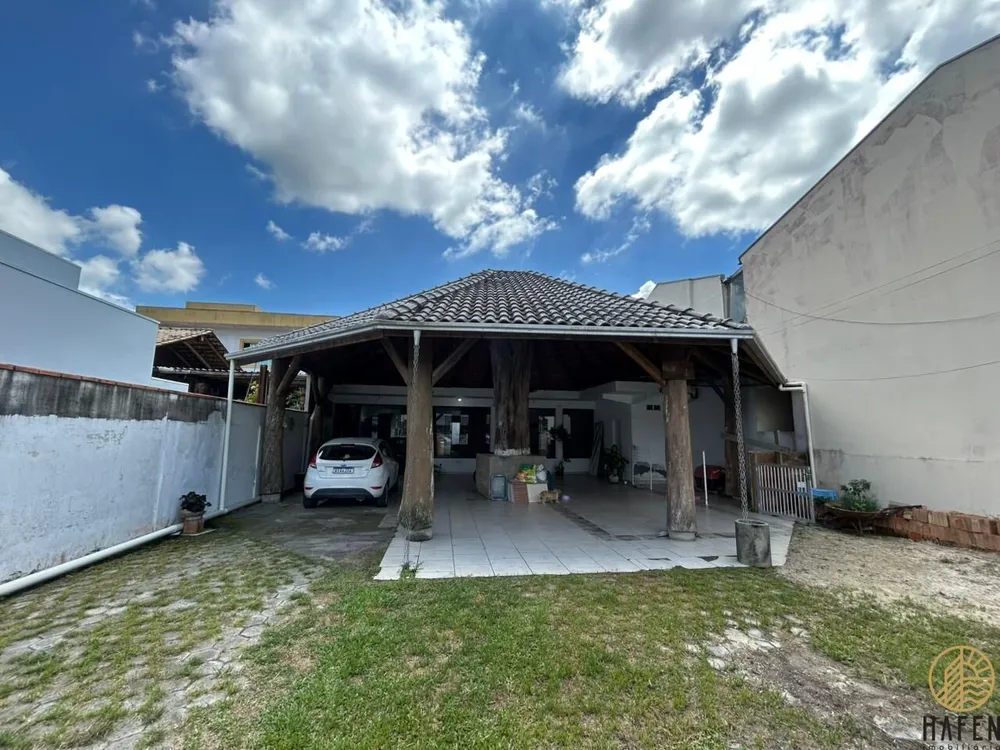 Casa, 3 quartos, 274 m² - Foto 1