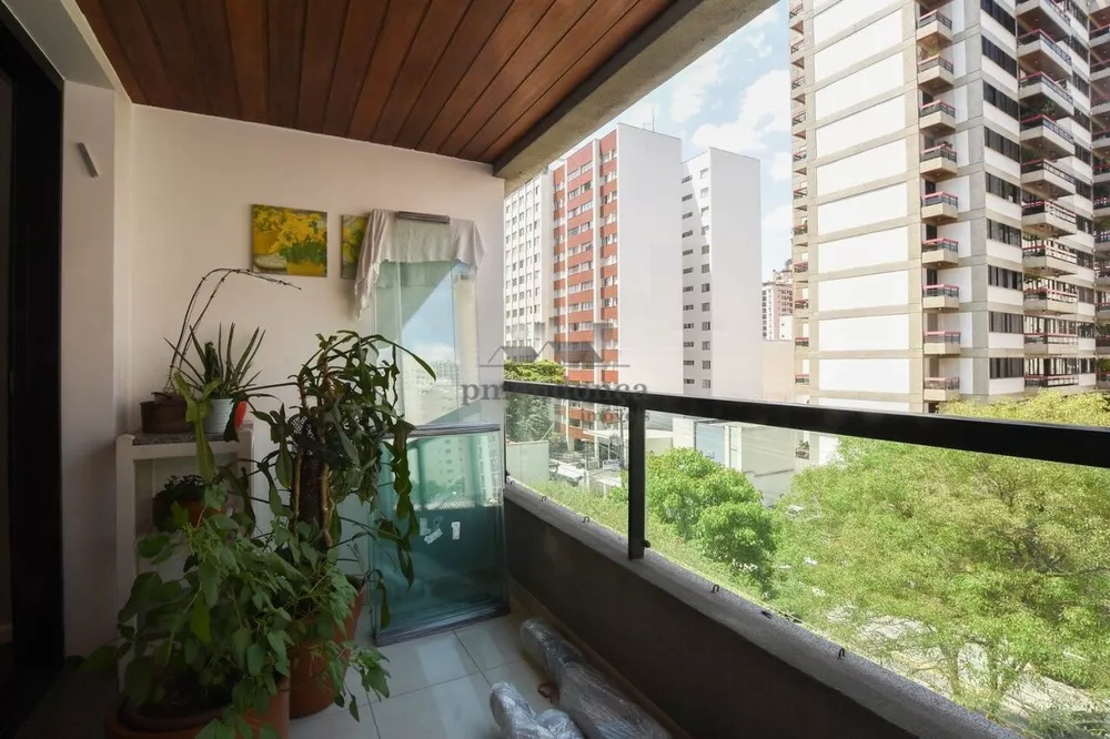 Apartamento à venda com 3 quartos, 124m² - Foto 2