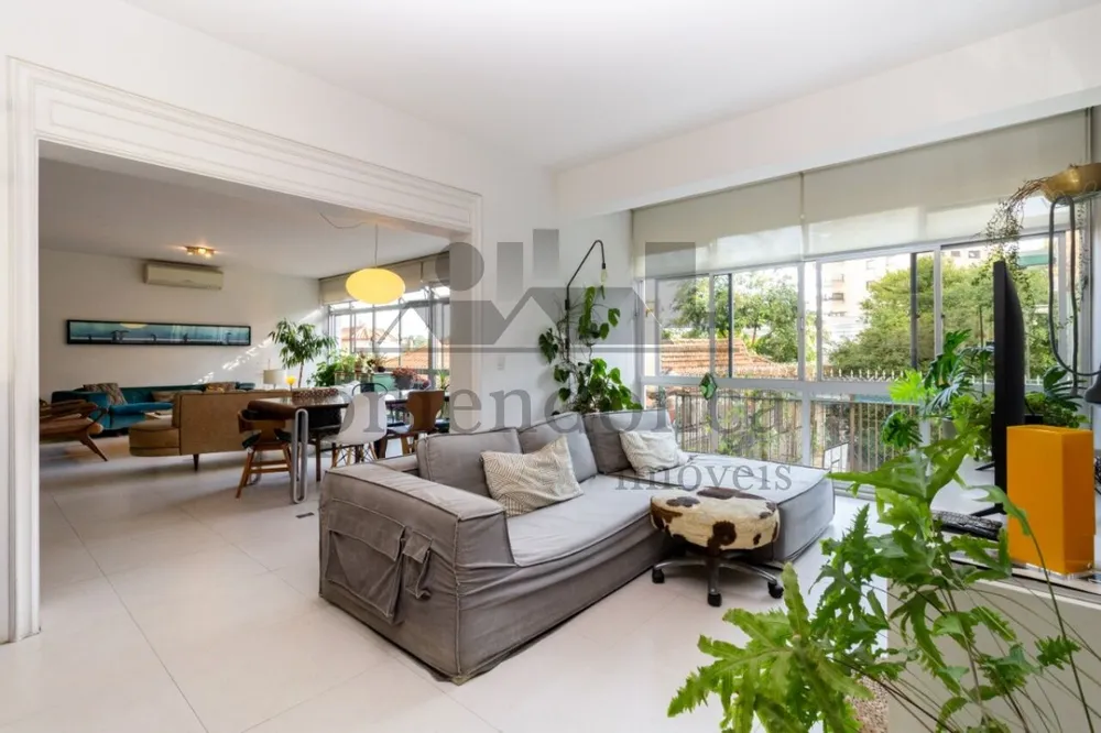 Apartamento, 3 quartos, 230 m² - Foto 2