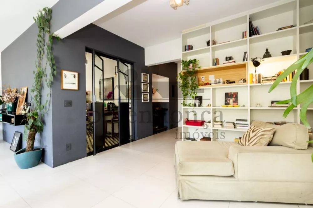 Apartamento, 3 quartos, 230 m² - Foto 3