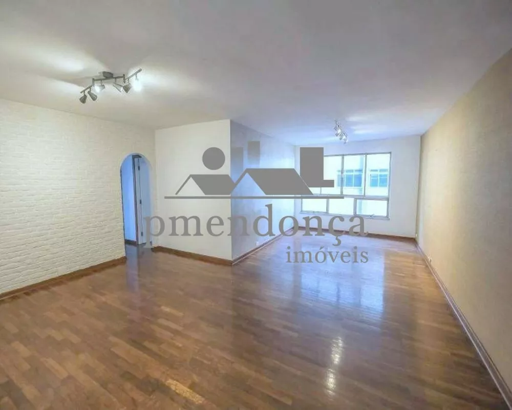 Apartamento à venda com 3 quartos, 135m² - Foto 1