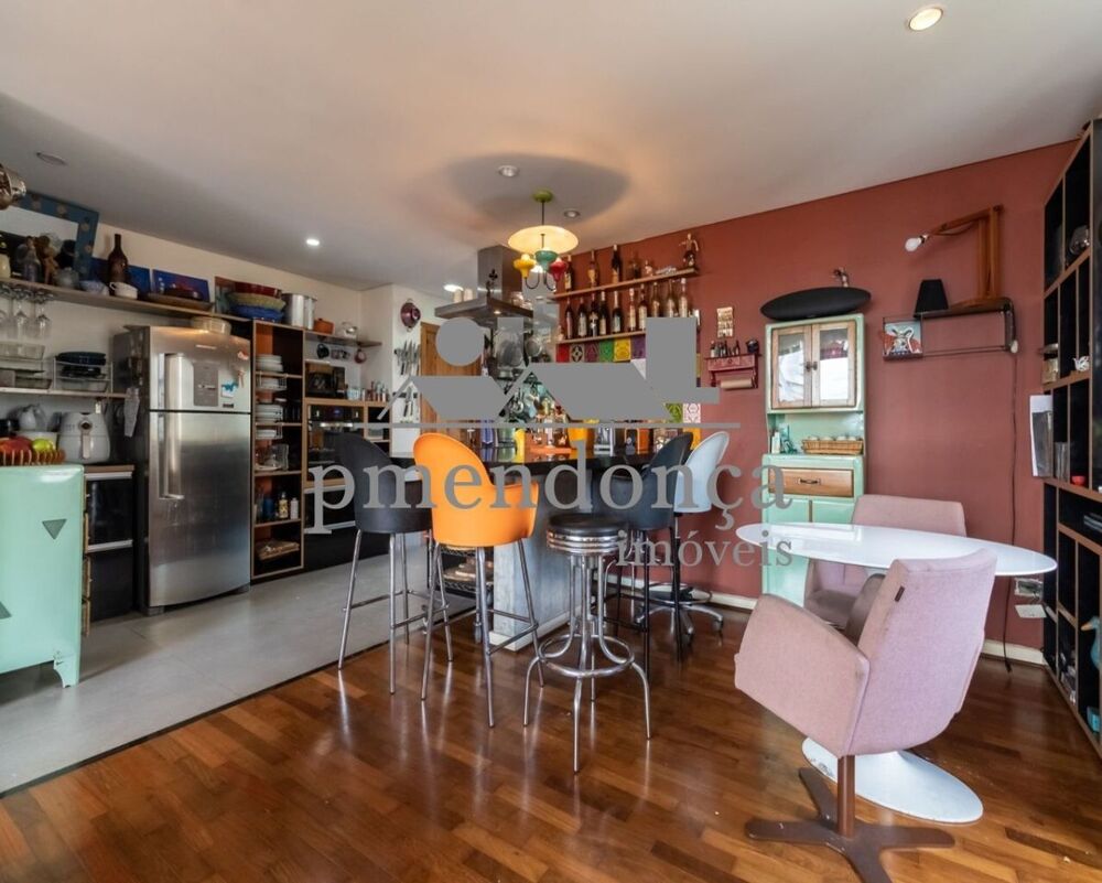 Apartamento à venda com 3 quartos, 98m² - Foto 1