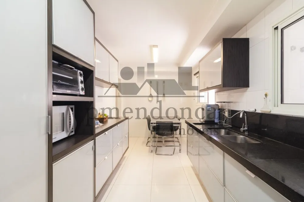 Apartamento, 4 quartos, 234 m² - Foto 2