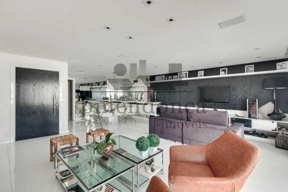 Apartamento, 4 quartos, 234 m² - Foto 1