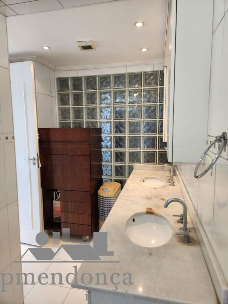 Apartamento, 3 quartos, 131 m² - Foto 2