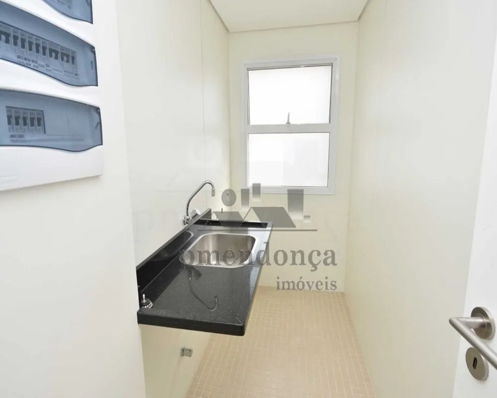 Apartamento, 3 quartos, 242 m² - Foto 2