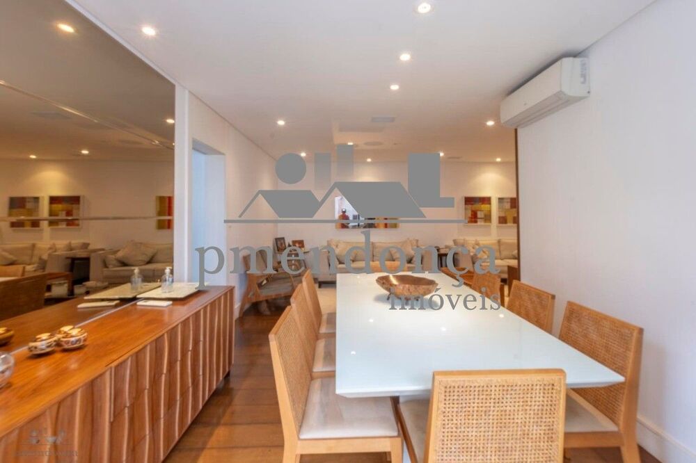 Apartamento, 3 quartos, 140 m² - Foto 1