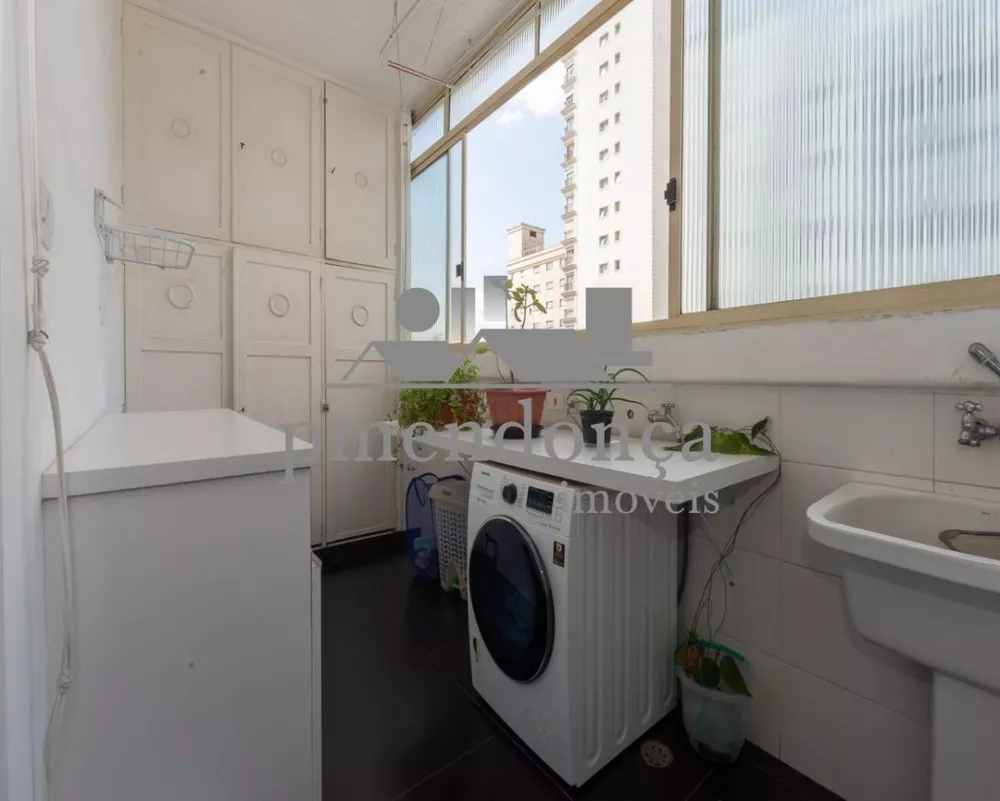 Apartamento, 3 quartos, 220 m² - Foto 2