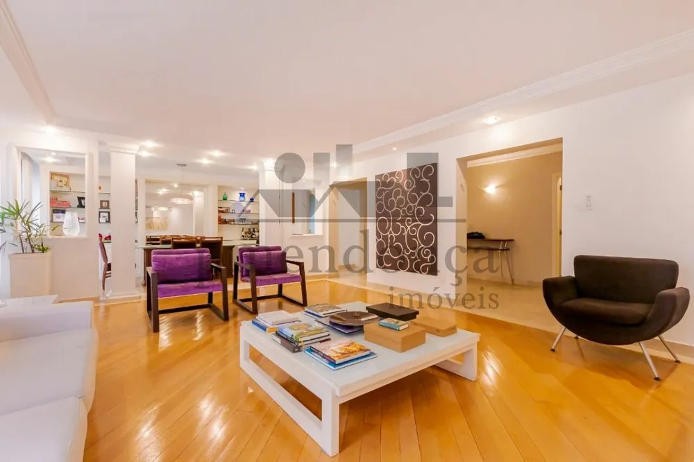Apartamento, 3 quartos, 250 m² - Foto 1