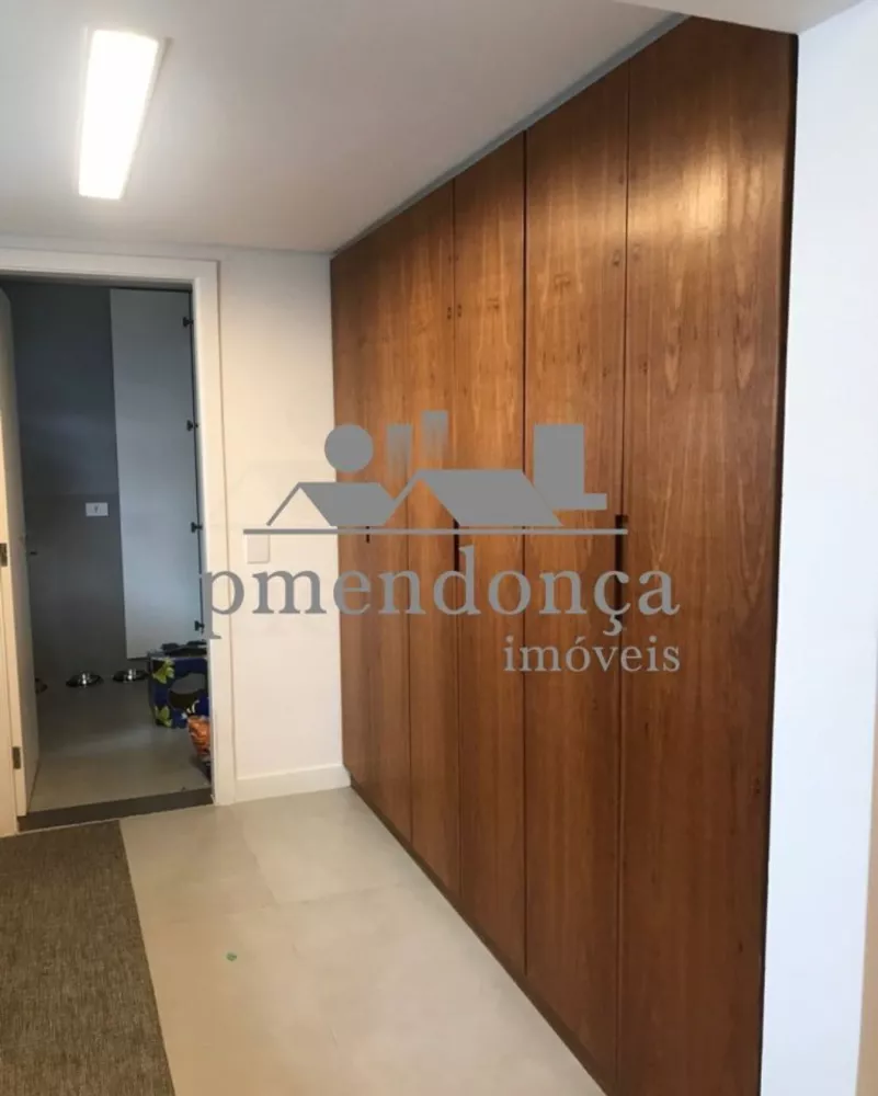 Apartamento, 3 quartos, 150 m² - Foto 1