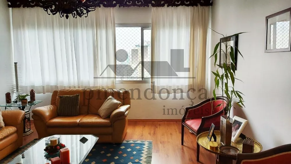 Apartamento à venda com 3 quartos, 156m² - Foto 2