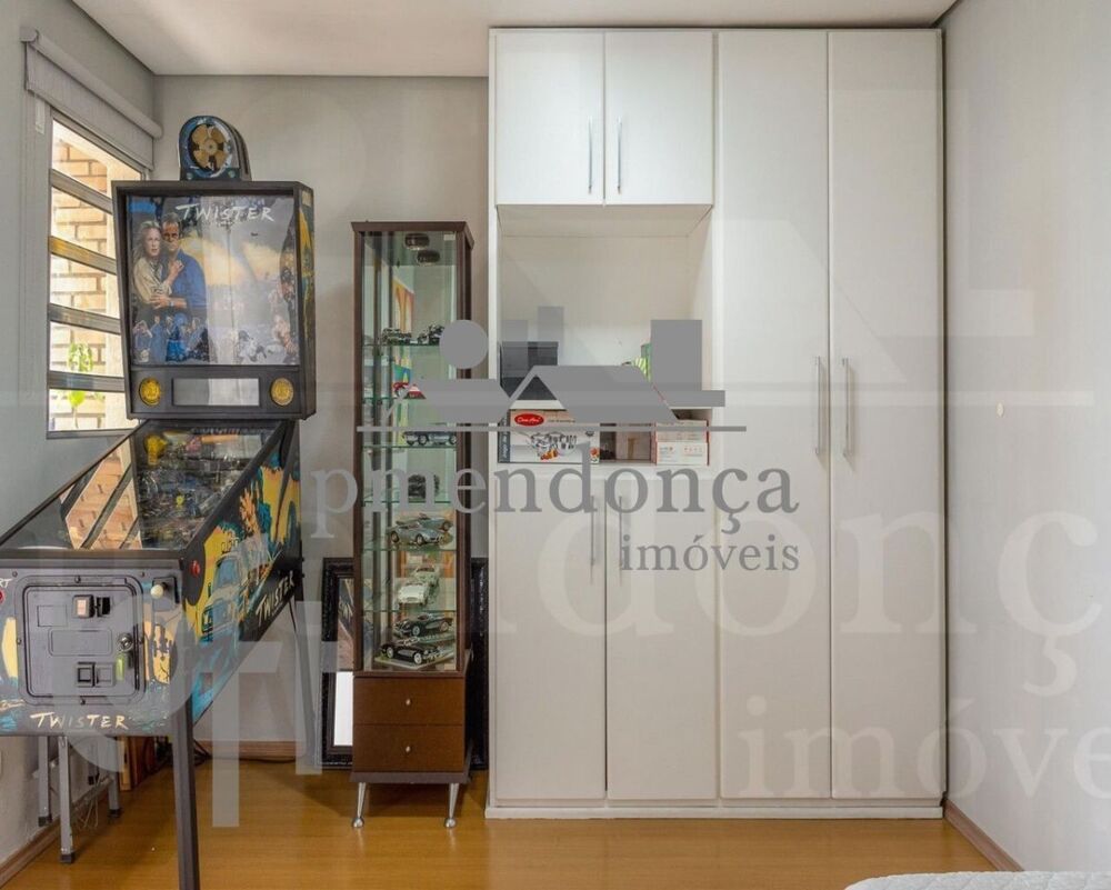 Apartamento à venda com 3 quartos, 131m² - Foto 4