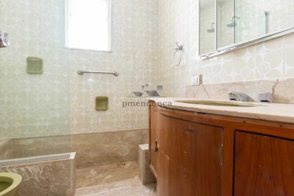 Apartamento, 3 quartos, 220 m² - Foto 2
