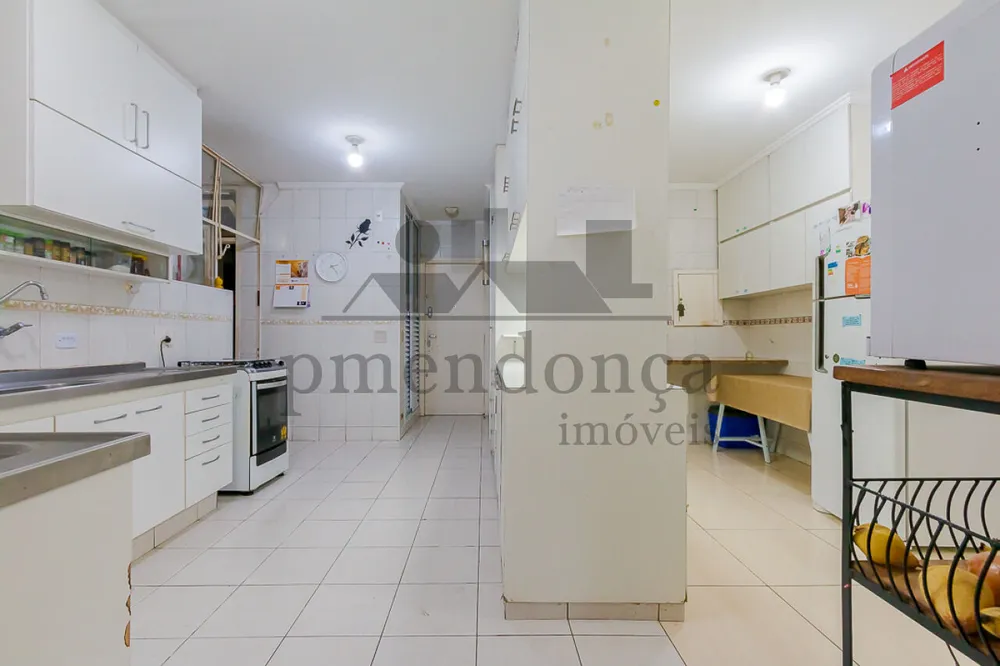 Apartamento, 3 quartos, 196 m² - Foto 2