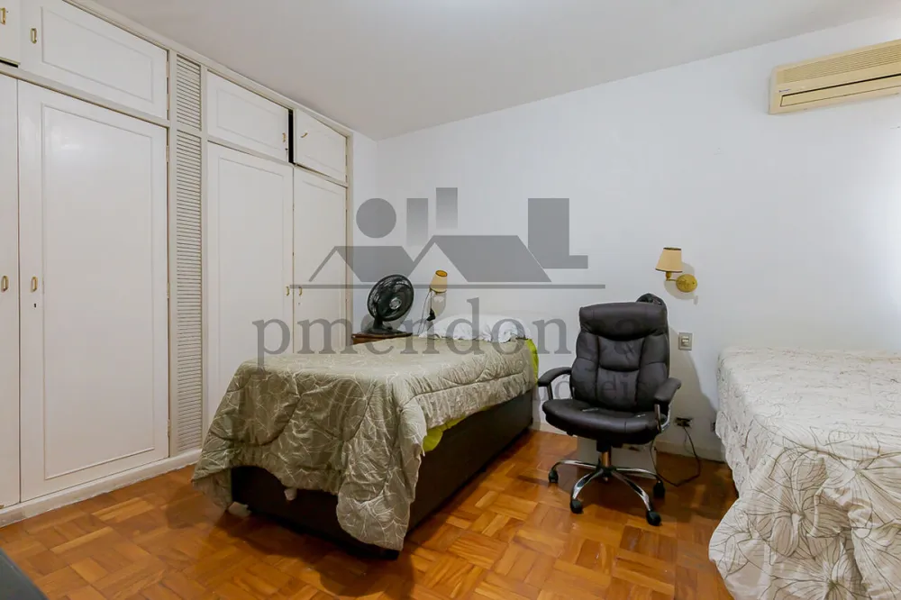 Apartamento, 3 quartos, 196 m² - Foto 1
