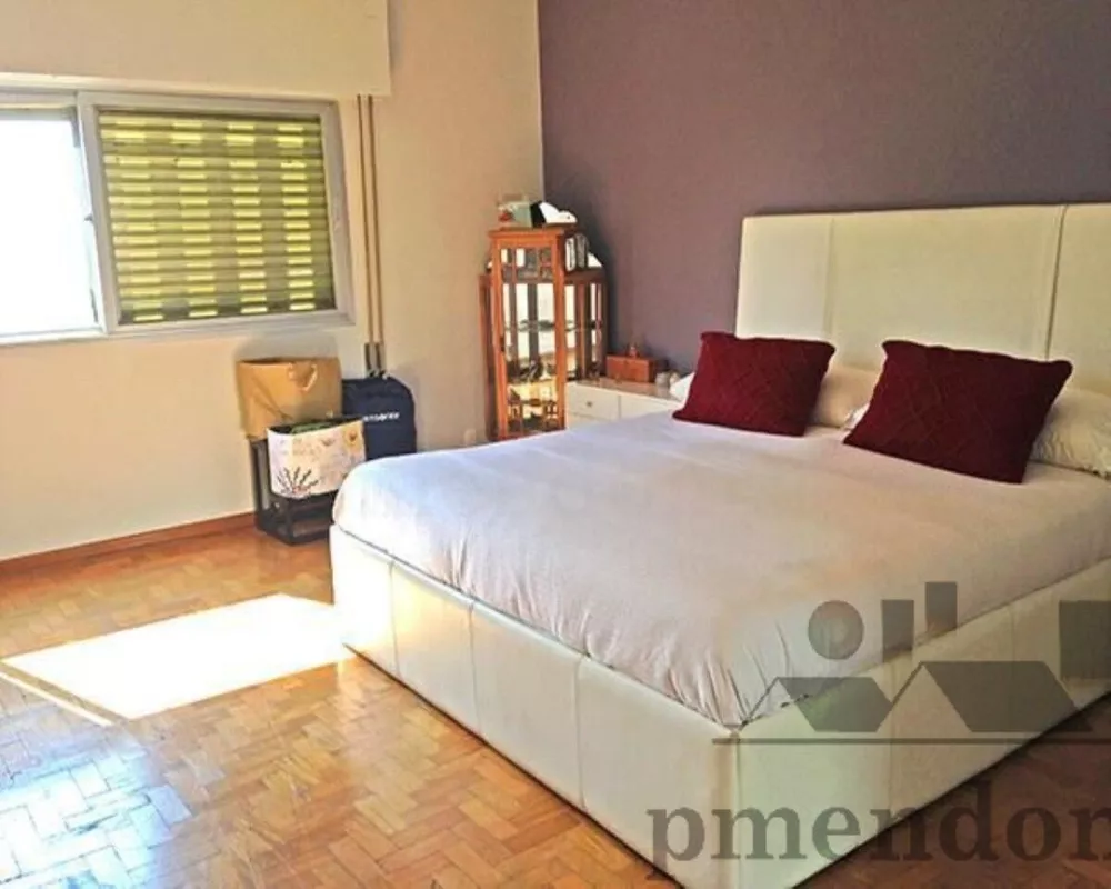 Apartamento à venda com 3 quartos, 270m² - Foto 4