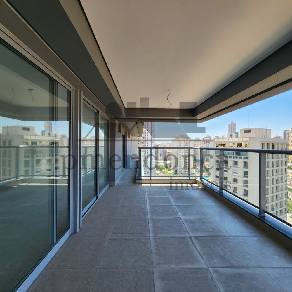 Apartamento à venda com 3 quartos, 184m² - Foto 1