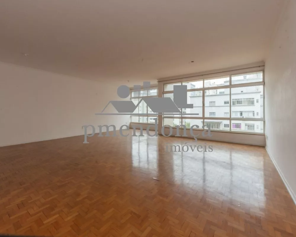 Apartamento à venda com 3 quartos, 220m² - Foto 1