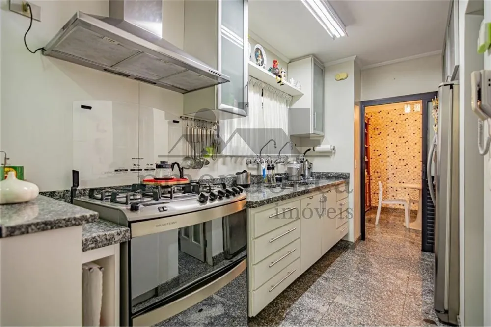 Apartamento, 4 quartos, 208 m² - Foto 12