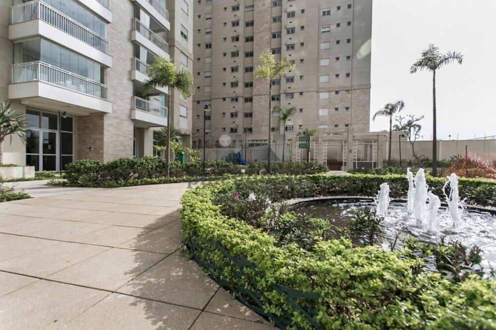 Apartamento à venda com 3 quartos, 133m² - Foto 1