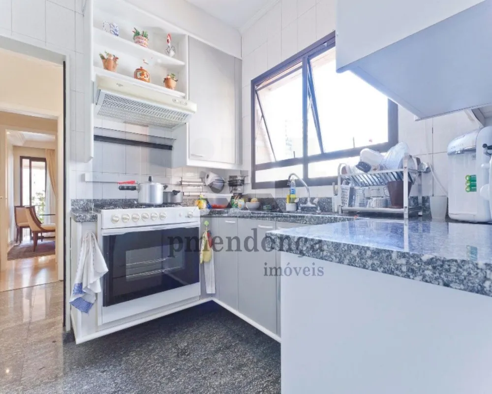 Apartamento, 3 quartos, 177 m² - Foto 2