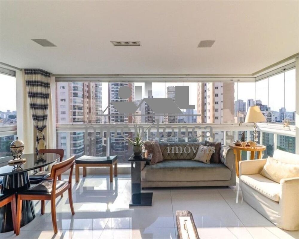 Apartamento à venda com 3 quartos, 226m² - Foto 2