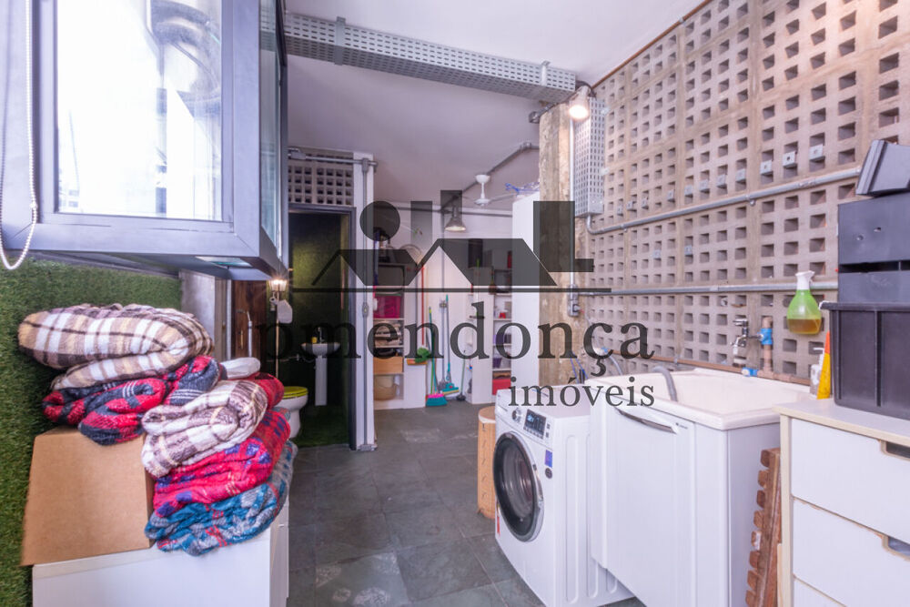 Apartamento, 3 quartos, 196 m² - Foto 1