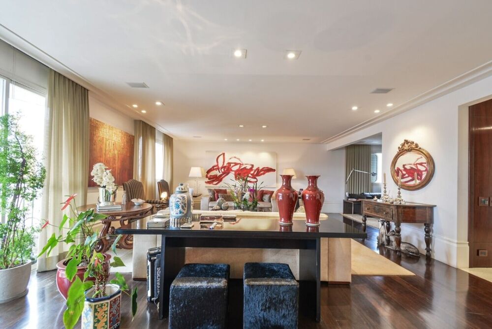 Apartamento à venda com 4 quartos, 317m² - Foto 2