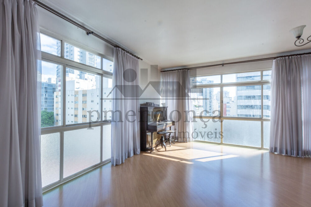 Apartamento, 3 quartos, 243 m² - Foto 1