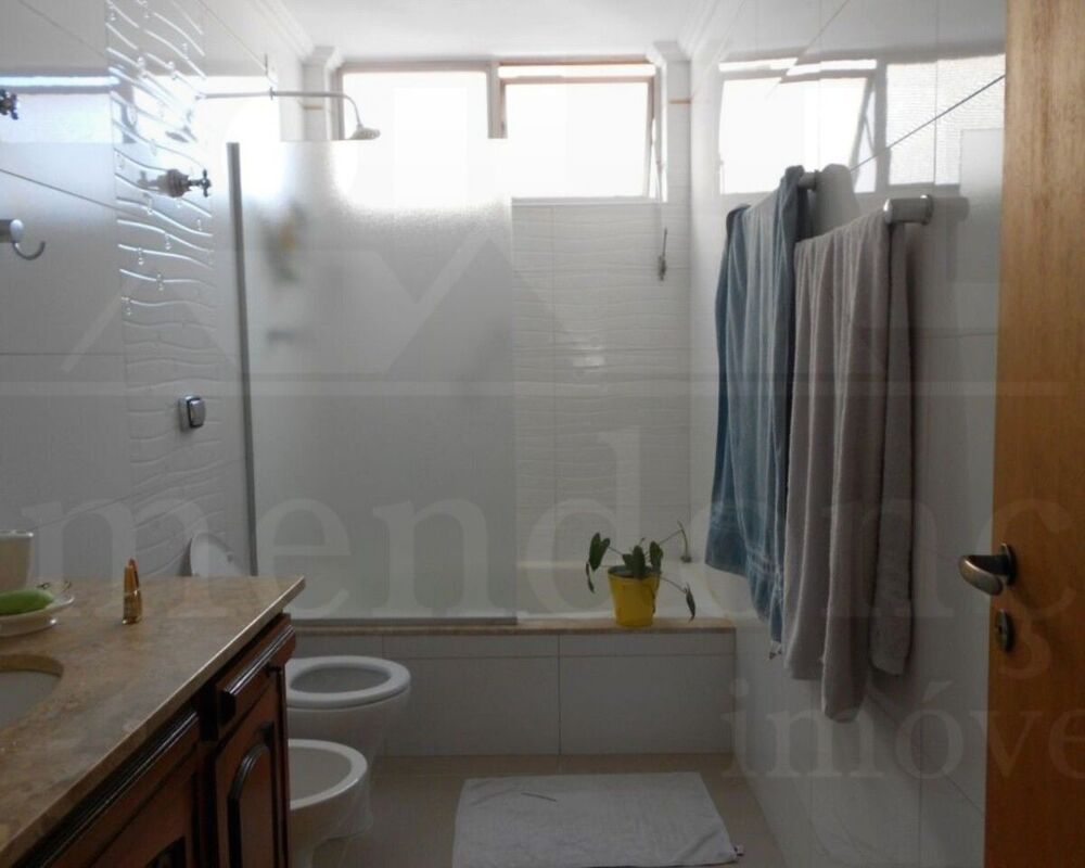 Apartamento, 3 quartos, 200 m² - Foto 1