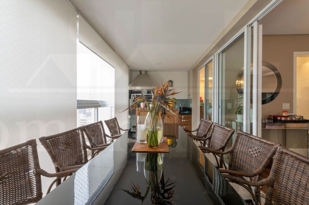 Apartamento, 4 quartos, 236 m² - Foto 1