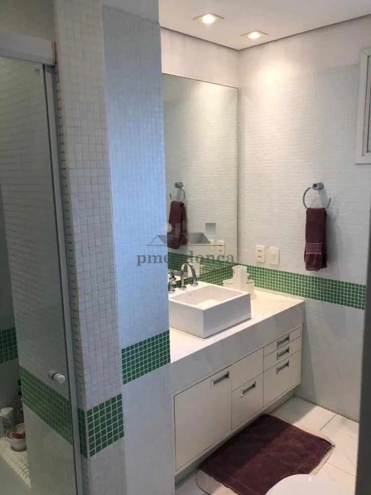 Apartamento, 4 quartos, 196 m² - Foto 2
