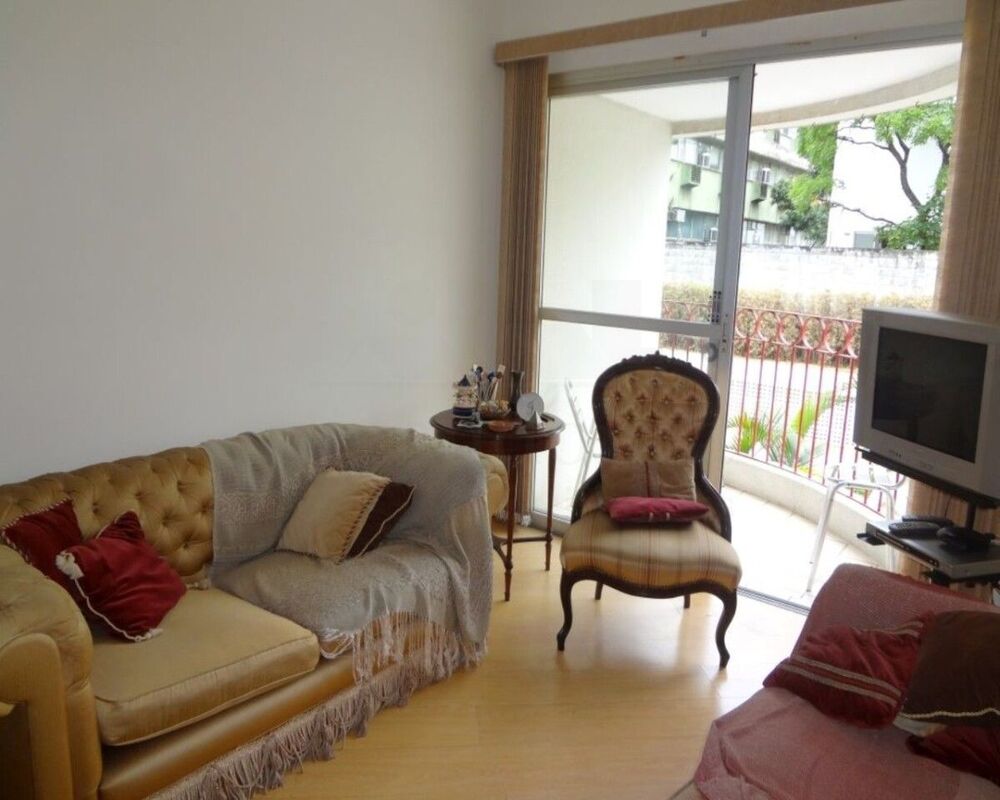 Apartamento à venda com 2 quartos, 87m² - Foto 2